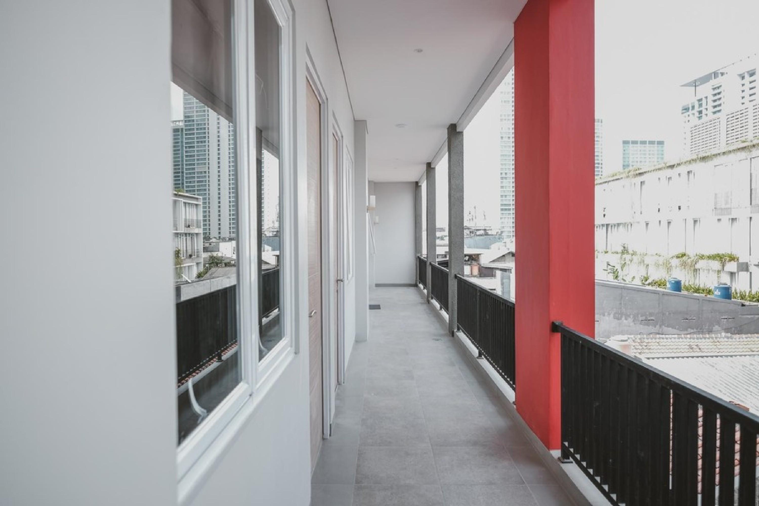 Reddoorz Plus @ Karet Pedurenan 3 Jakarta Exterior photo